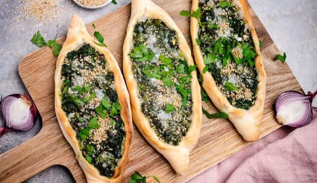 Pide with spinach and feta (vegan & gluten-free)