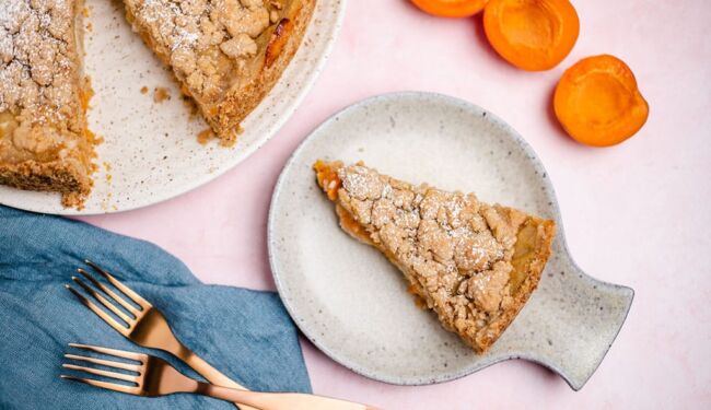 Apricot pudding cake (vegan)