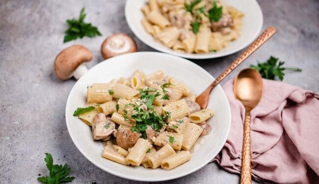 Mushroom cream pasta (25 minutes) vegan