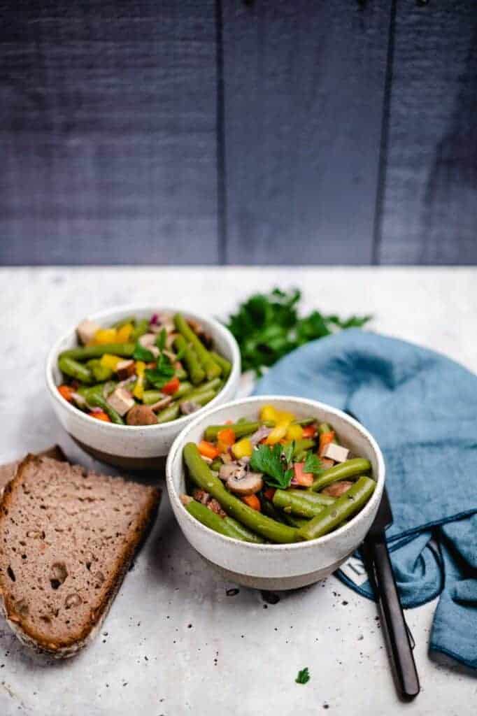 Mediterranean beans salad