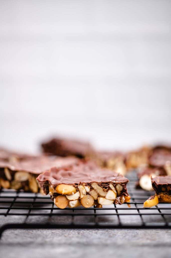 Nut Chocolate Brittle (vegan & gluten free) recipe