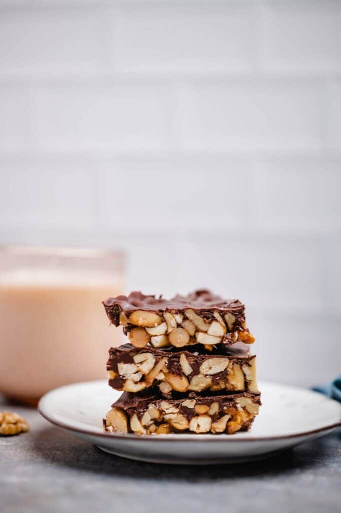 Nut Chocolate Brittle (vegan & gluten free) recipe