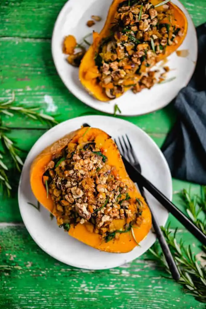 Stuffed butternut squash (vegan &amp; gluten free) recipe