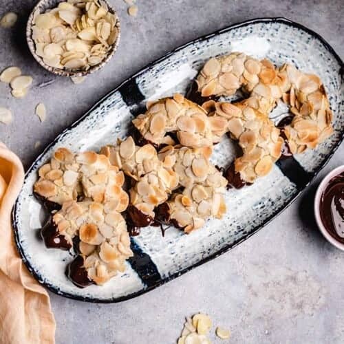 Almond crescent vegan