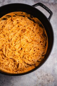 Pasta mit gerösteter Paprika Sauce