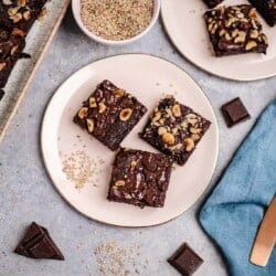 Tahini hazelnut brownies (vegan)