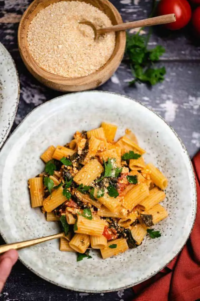 Bolognese with kale and tofu (vegan) recipe