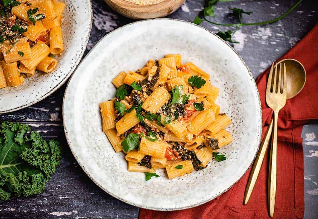 Bolognese with kale and tofu (vegan) recipe
