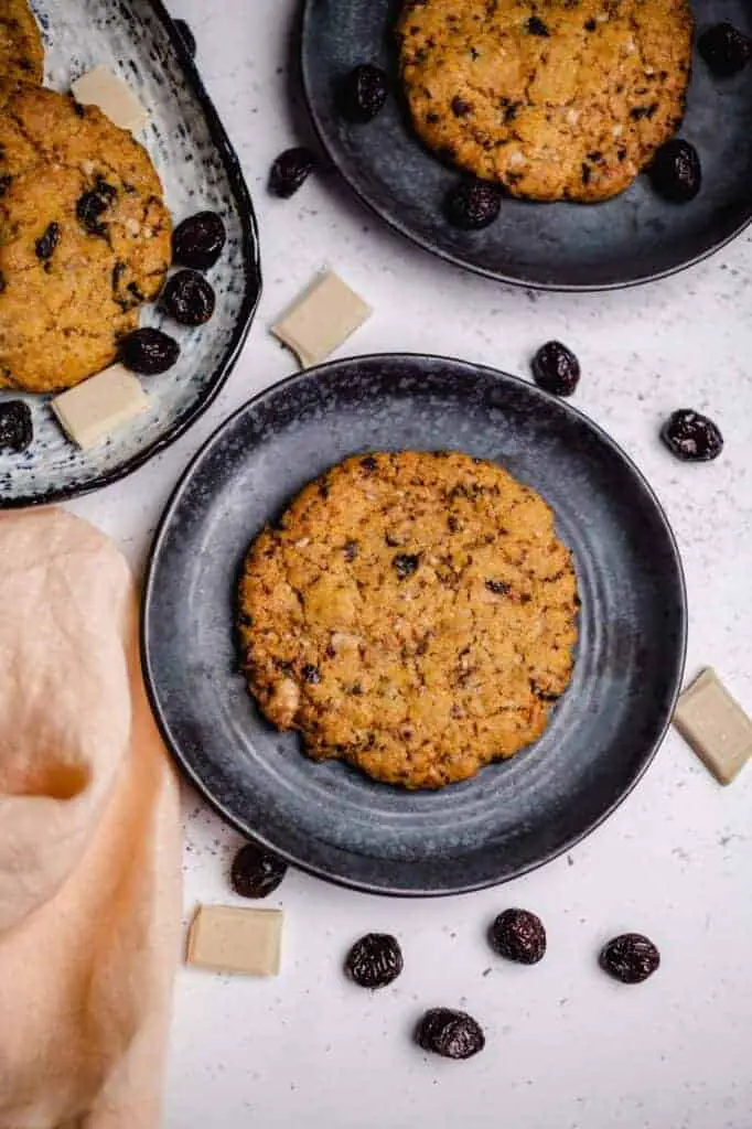 Cookies with cranberries and white chocolate vegan recipe