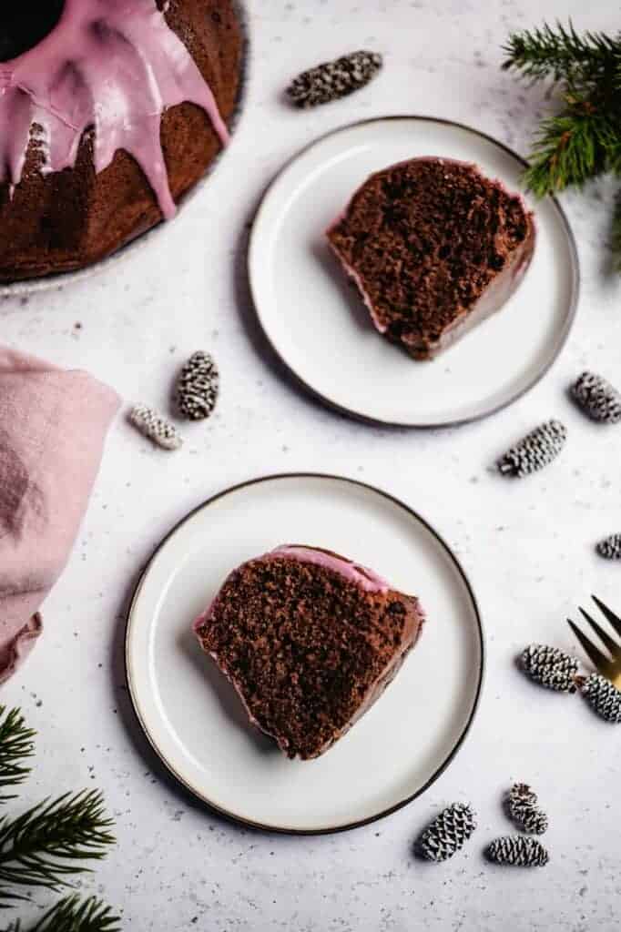 Vegan red wine cake