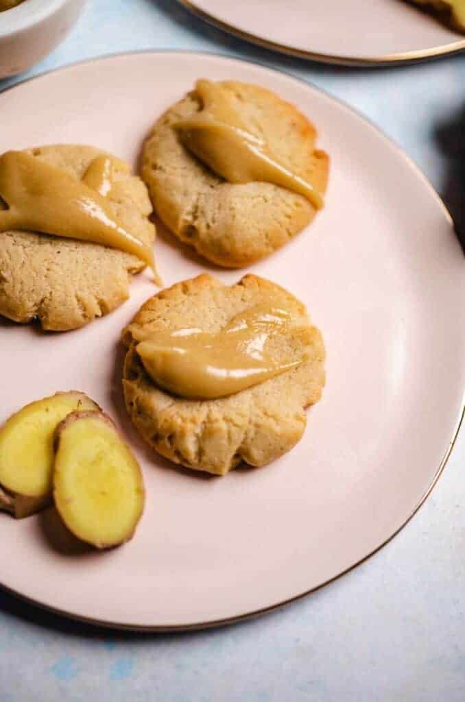 Ginger Tahini Biscuits (vegan)