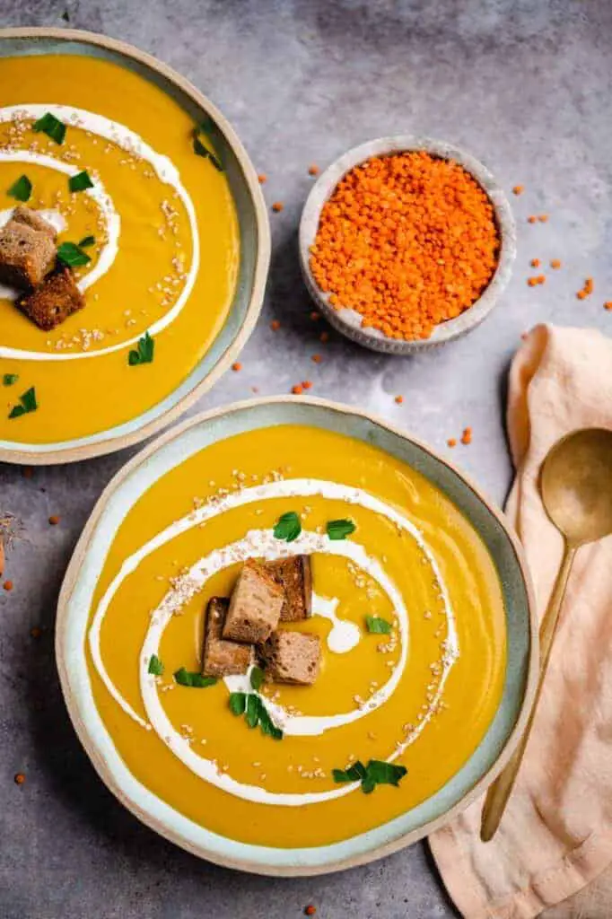 Soup with sweet potatoes and red lentils (v&gf)