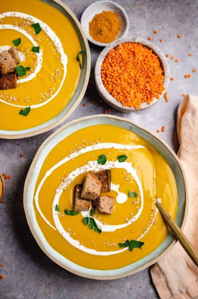 Soup with sweet potatoes and red lentils (v&gf)