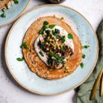 Buckwheat crêpes with spinach and mushrooms