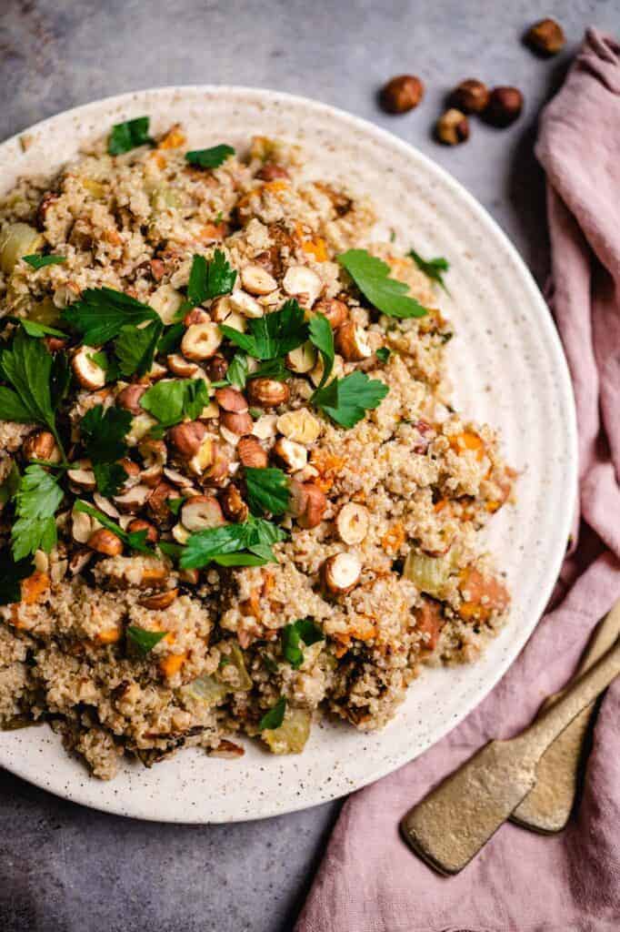 Quinoa salad with roasted hazelnuts and fennel (vegan & gluten-free) recipe