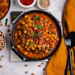 Tomato chickpeas pan (vegan) recipe