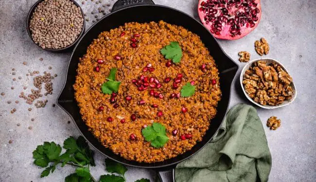 Vegan lentils fesenjan