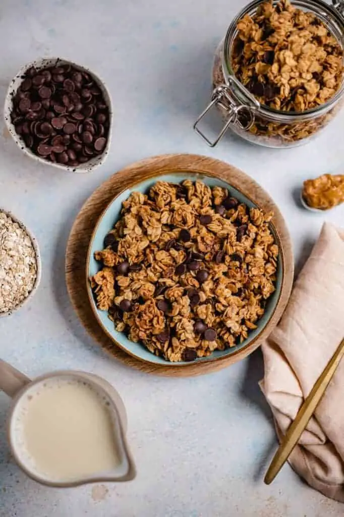 vegan peanut butter granola (gluten free)