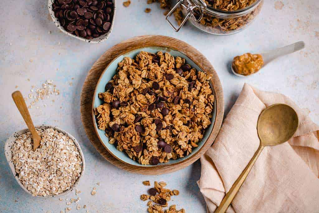 vegan peanut butter granola (gluten free)