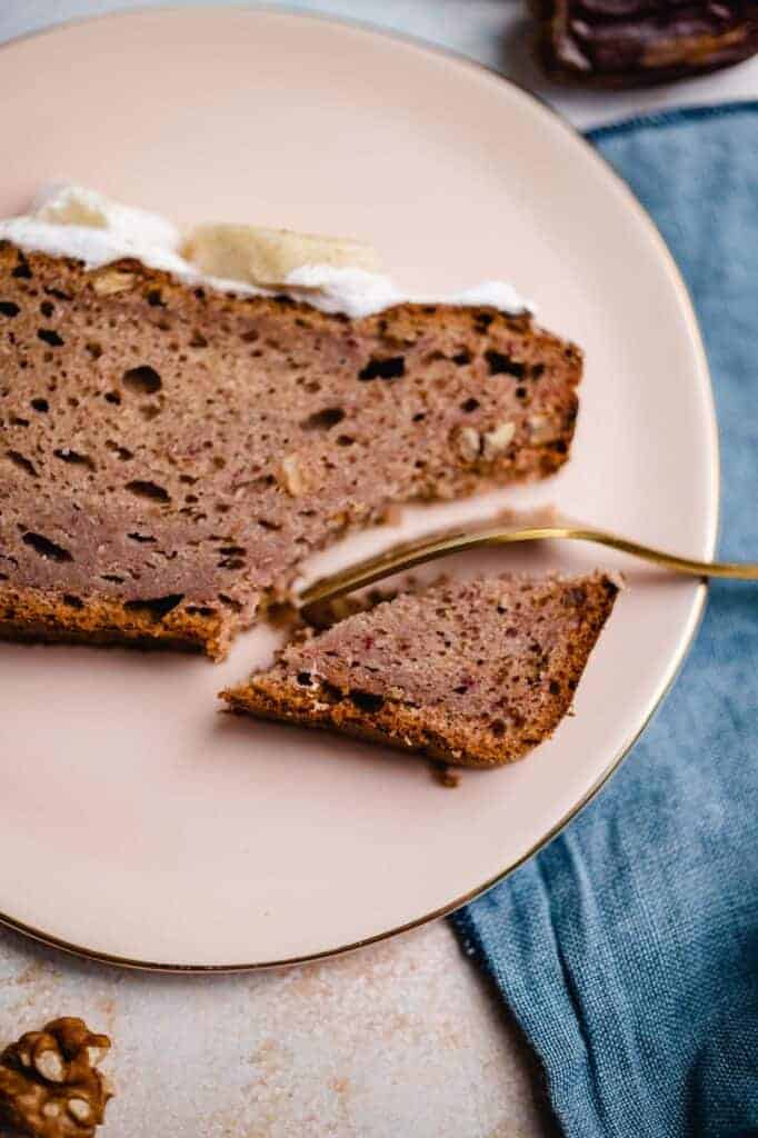 vegan banana bread (sugar free)