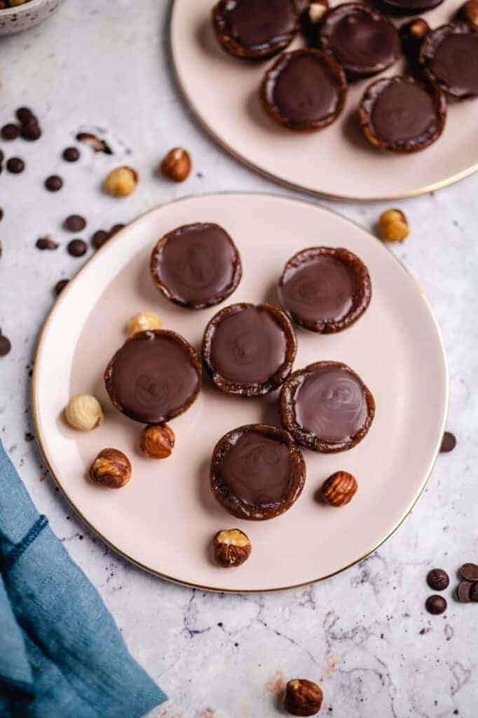 Vegan Toffifee (4 ingredients)