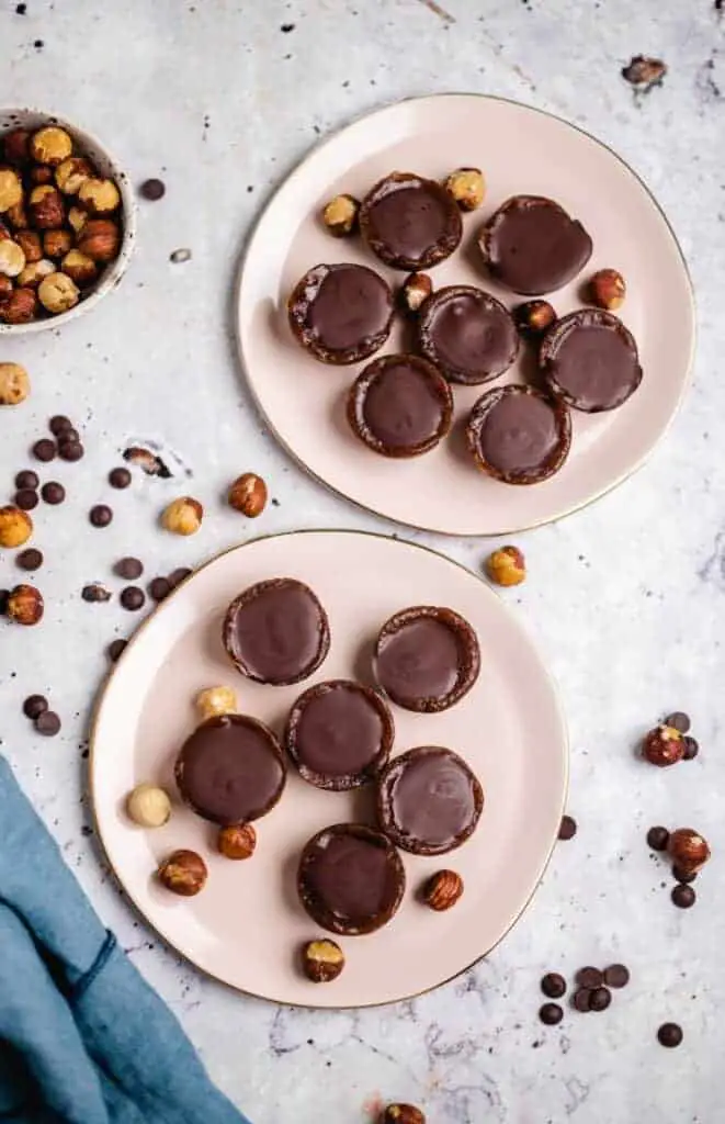 Vegan Toffifee (4 ingredients)