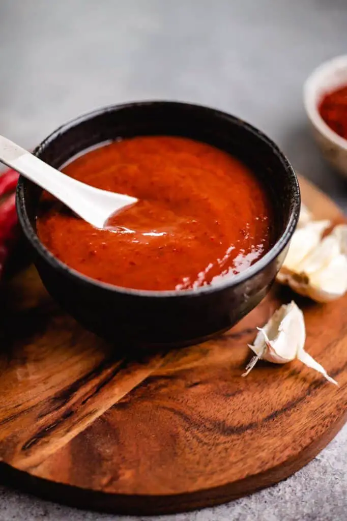 vegan gochujang sauce (oil-free, gluten-free)