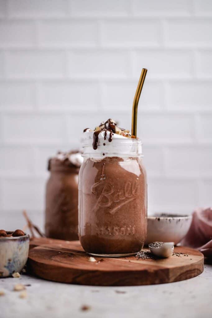 vegan hazelnut chocolate smoothie