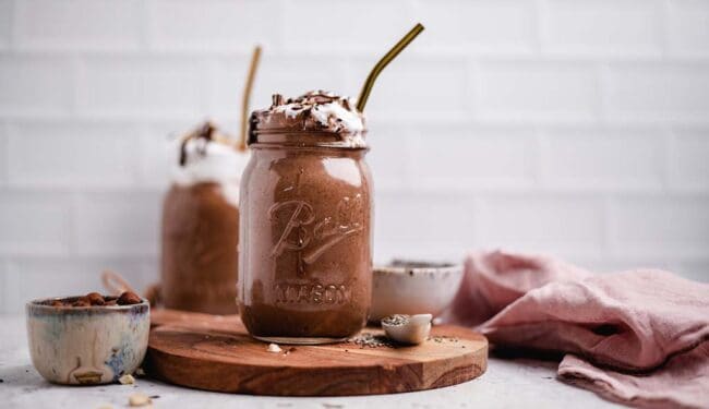 vegan hazelnut chocolate smoothie