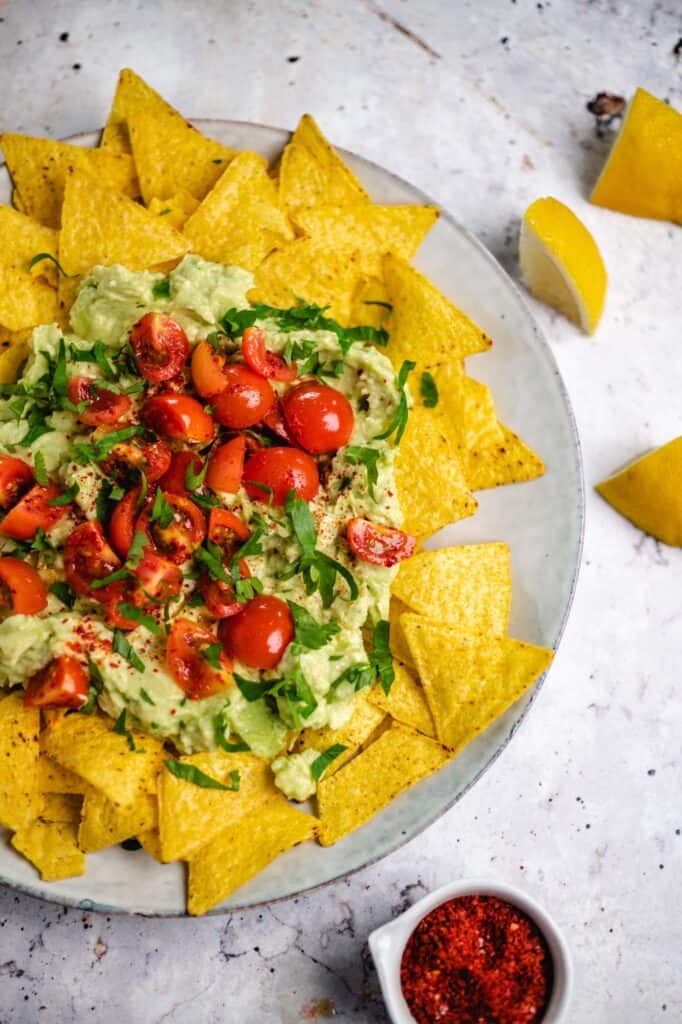 Nachos with avocado tomato salsa (vegan, gluten-free, oil-free) recipe