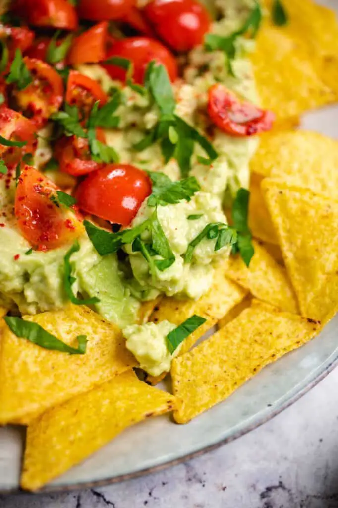 Nachos with avocado tomato salsa (vegan, gluten-free, oil-free) recipe