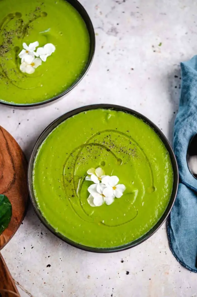 vegan cucumber gazpacho soup