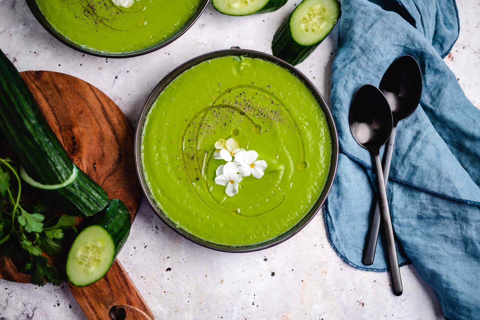 Vegan cucumber gazpacho (10 minutes) — VEGANE VIBES