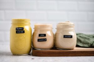 Veganes Hummus Dressing (3 Varianten)
