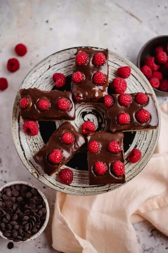 Vegan raspberry chocolate shortbread