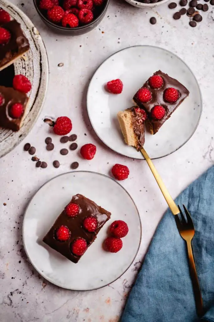 Vegan raspberry chocolate shortbread