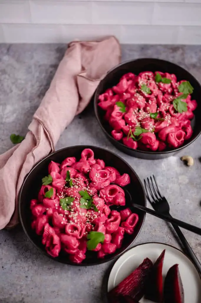 Beet pasta (vegan) recipe