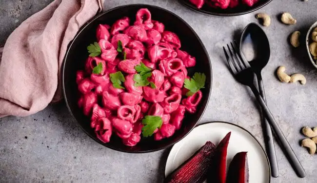 Beet pasta (vegan) recipe