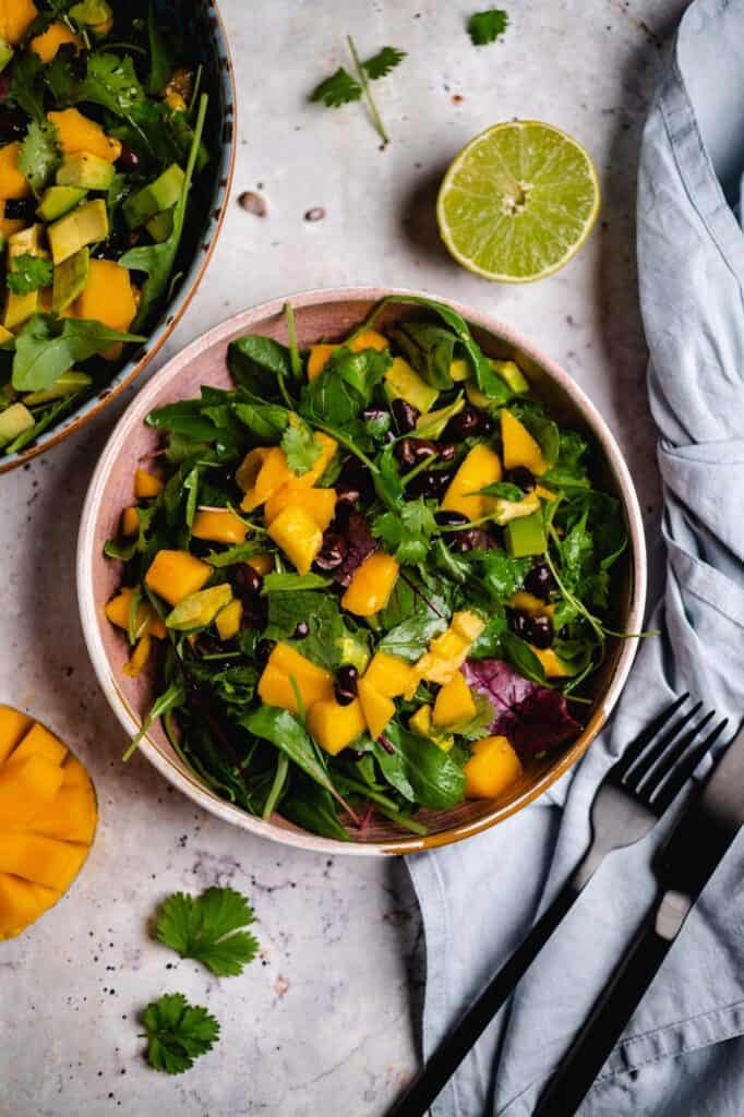 Vegan salad with mango and black beans recipe