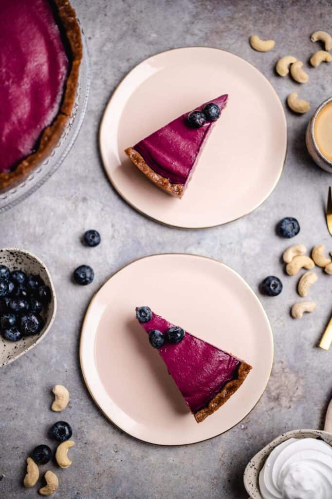 Vegan blueberry cheesecake (raw)