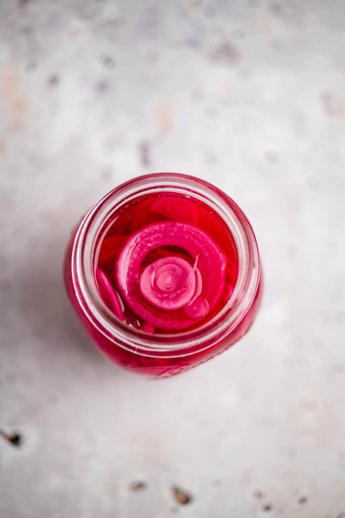 Pink onion (vegan) recipe