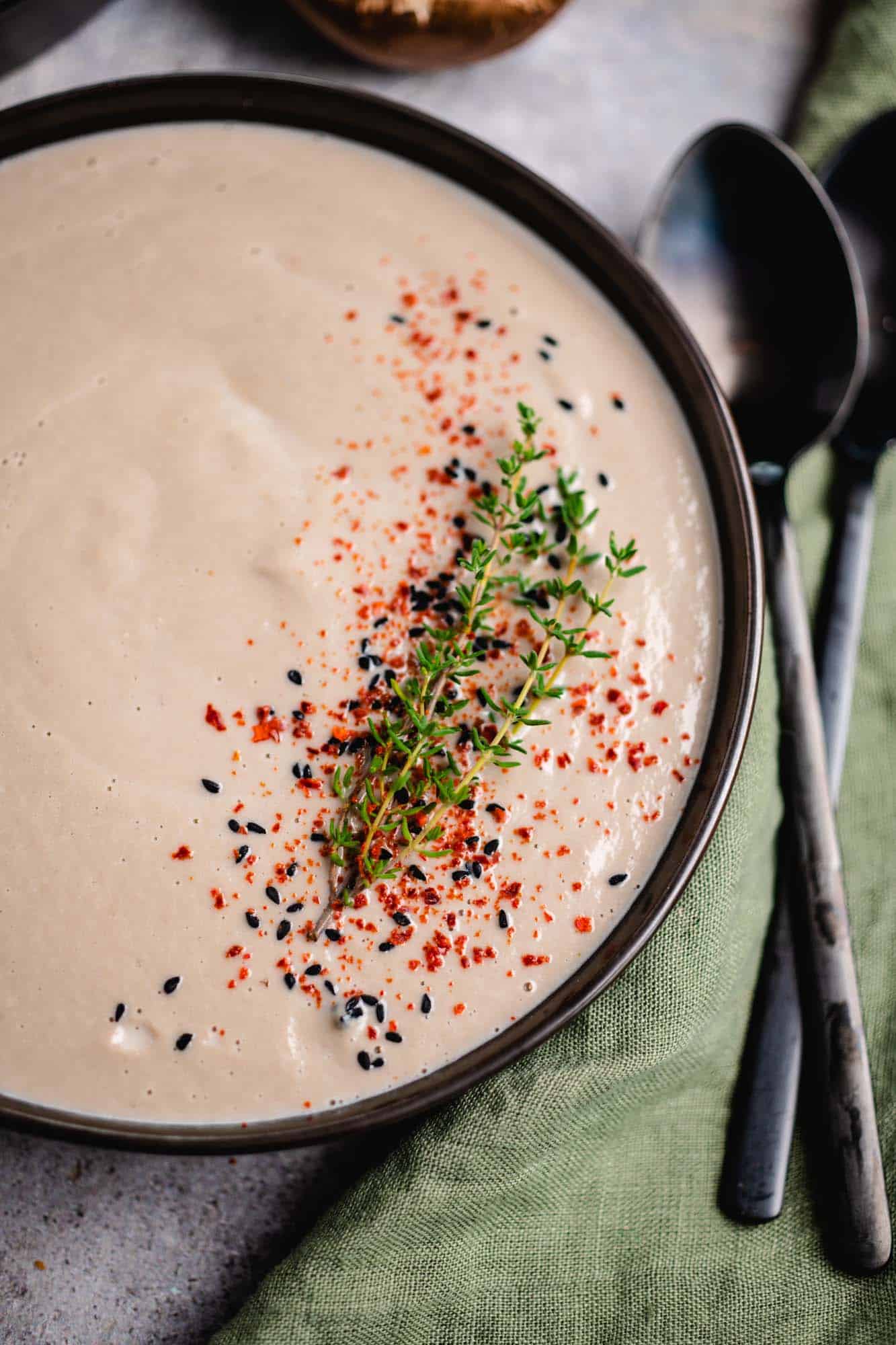 Creamy vegan mushroom soup (30 minutes) gf — VEGANE VIBES