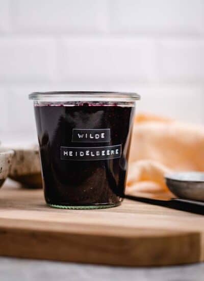 Wild blueberry chia jam (vegan, gf) recipeWild blueberry chia jam