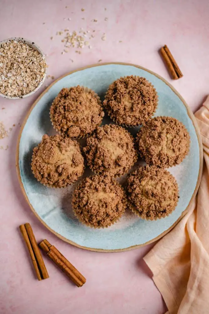 Vegan Cinnamon Crumble Muffins