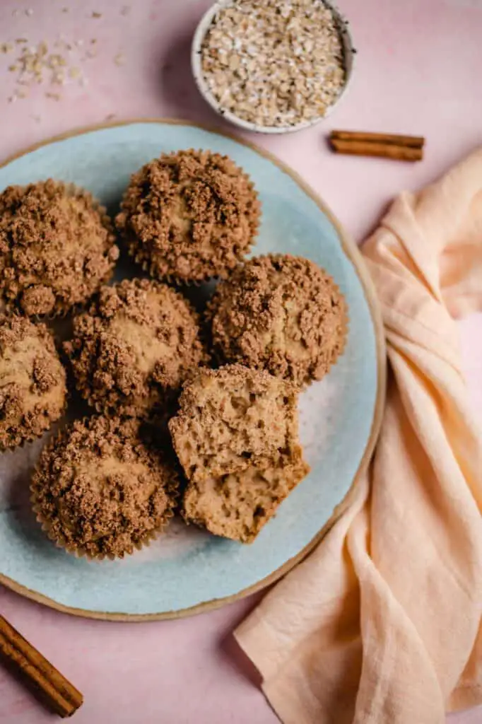 Vegan Cinnamon Crumble Muffins