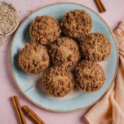 Vegan Cinnamon Crumble Muffins