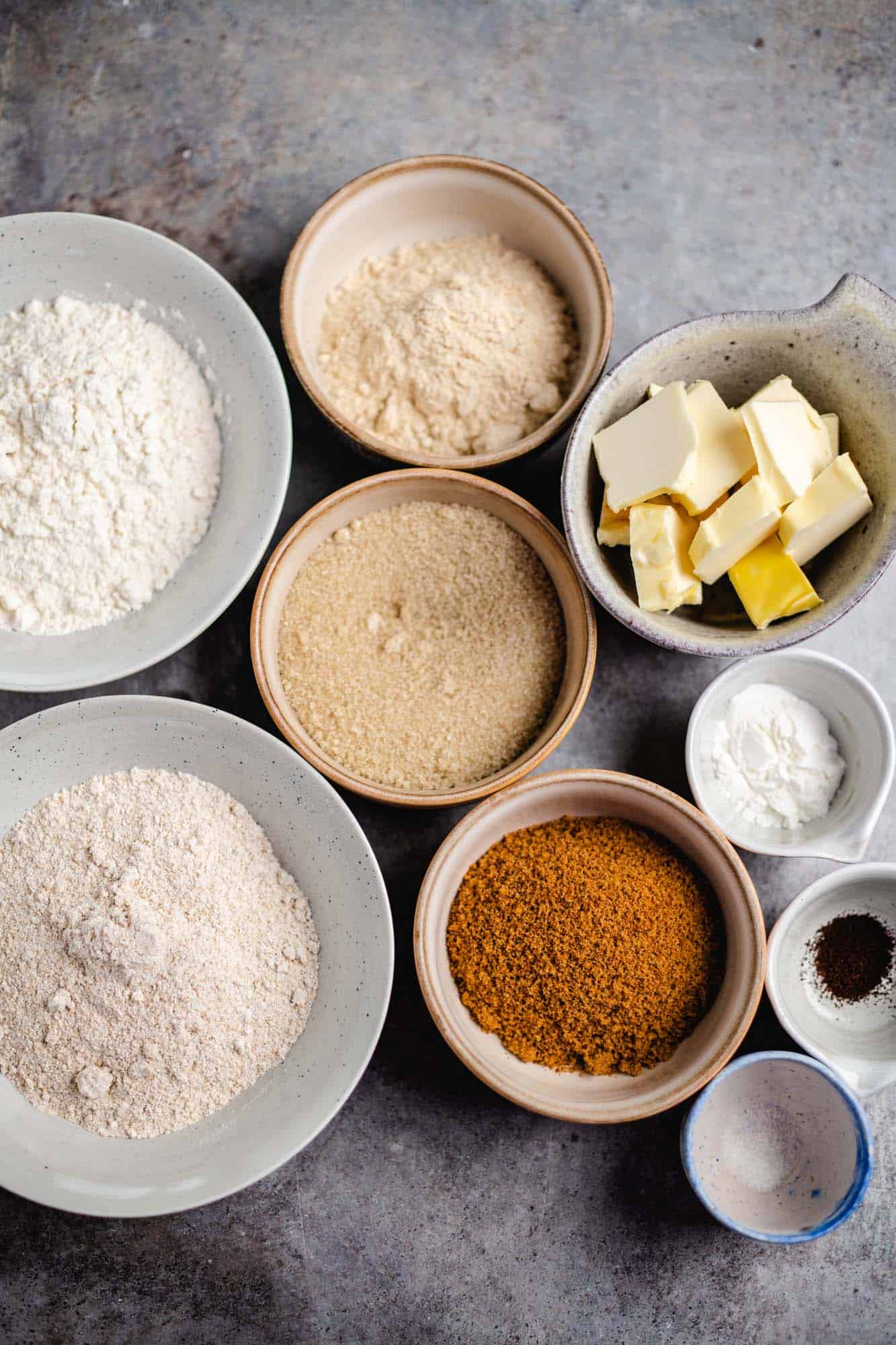 Halloween cookies with spider web pattern — VEGANE VIBES