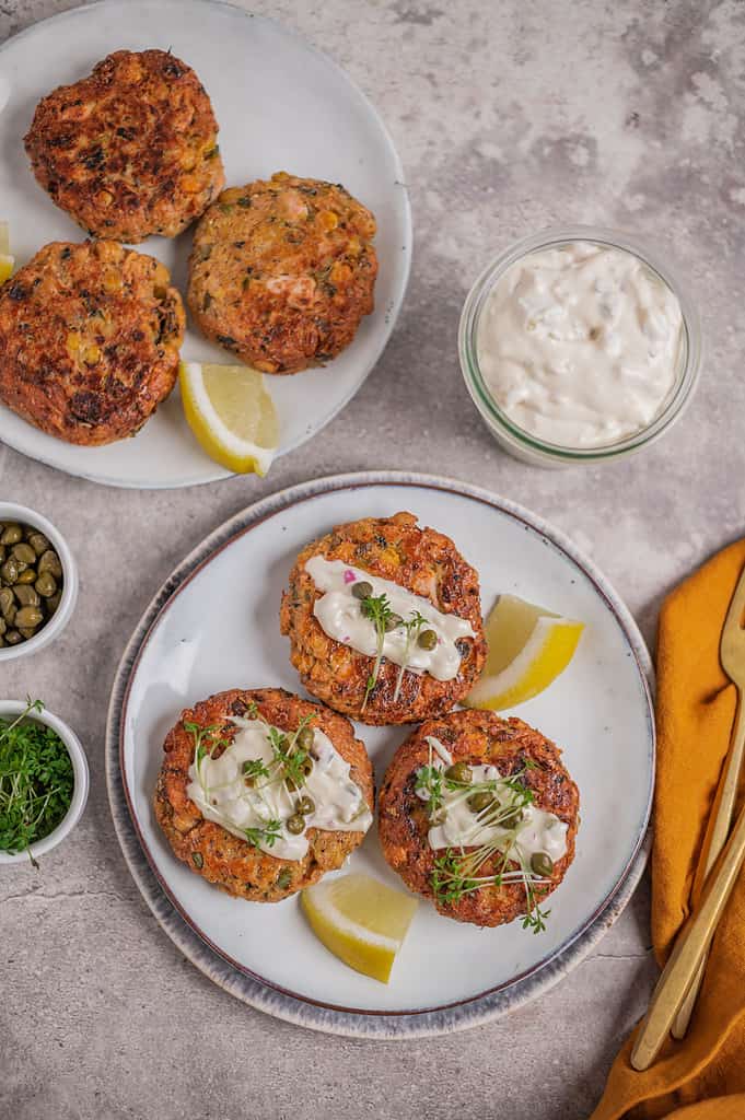 Fish cakes with jackfruit and chickpeas