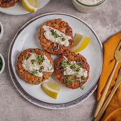 Fischfrikadellen mit Jackfruit und Kichererbsen